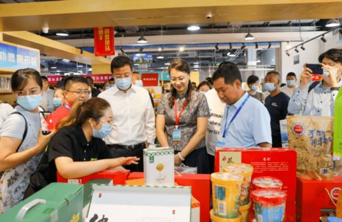 京蒙消費(fèi)幫扶北京雙創(chuàng)中心展廳開業(yè)儀式暨錫林郭勒盟綠色農(nóng)畜產(chǎn)品展銷活動在京啟動